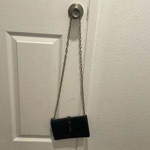 Madewell black bag w/ gold chain strap